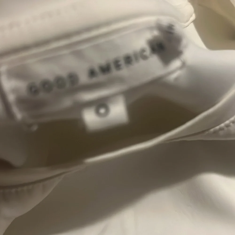 Women’s Good American Bodysuit Size 0 - Picture 4 of 4